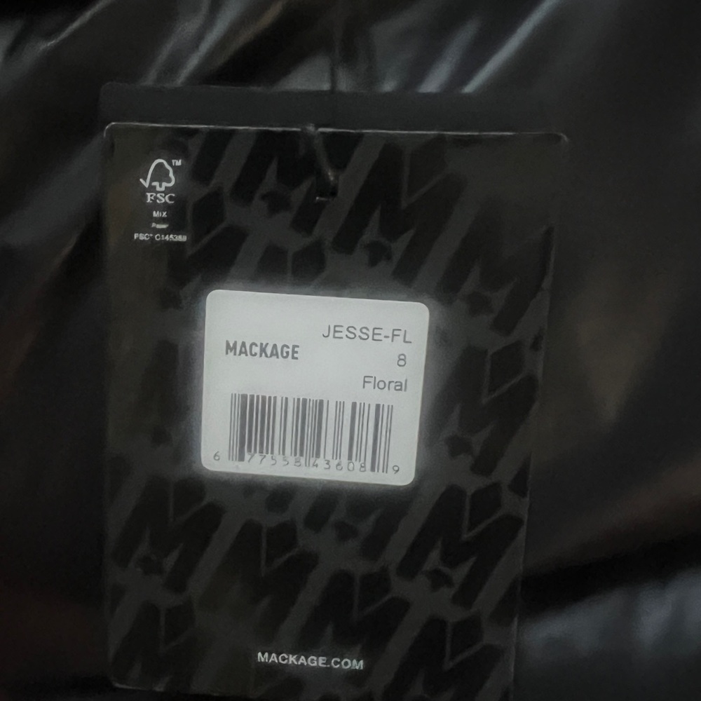 MACKAGE coat - Picture 7 of 8